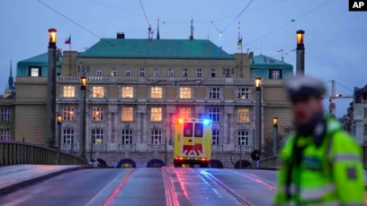 Universiteti në Pragë ku ndodhën të shtënat do të qëndrojë i mbyllur deri në shkurt