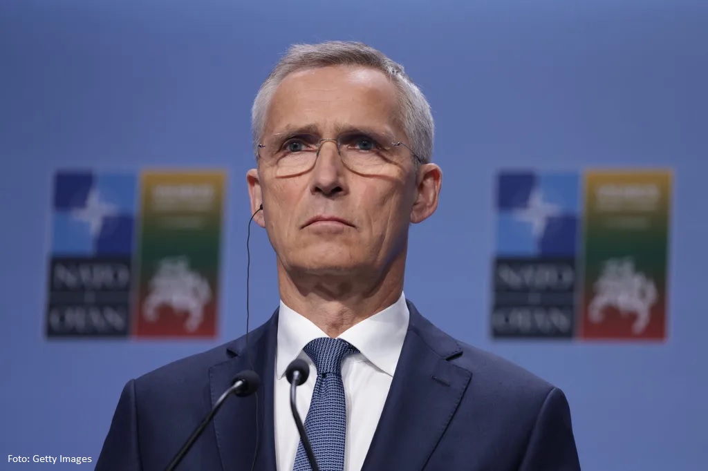 NATO duhet të jetë gati për ‘lajme të këqija’ nga Ukraina, paralajmëron Stoltenberg