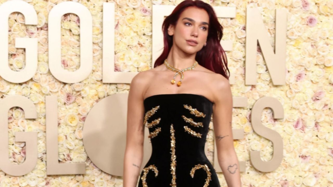 “Më mungonte një karrige e shtrirë”, Dua Lipa rrëfen sikletin me fustanin në “Golden Globe”