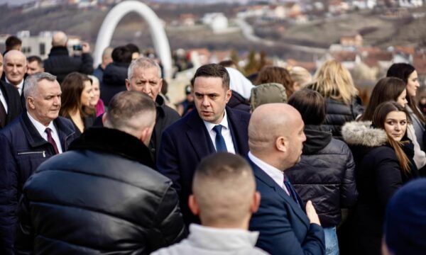 Abdixhiku për masakrën e Reçakut: Ta mbajmë si rikujtim të sakrificës së popullit për liri e shtetësi