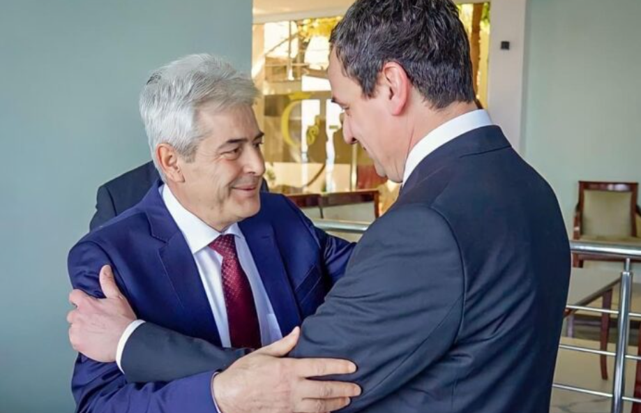 Ahmeti për Kurtin: Po ndërhyn në punët e brendshme të shqiptarëve në Maqedoni