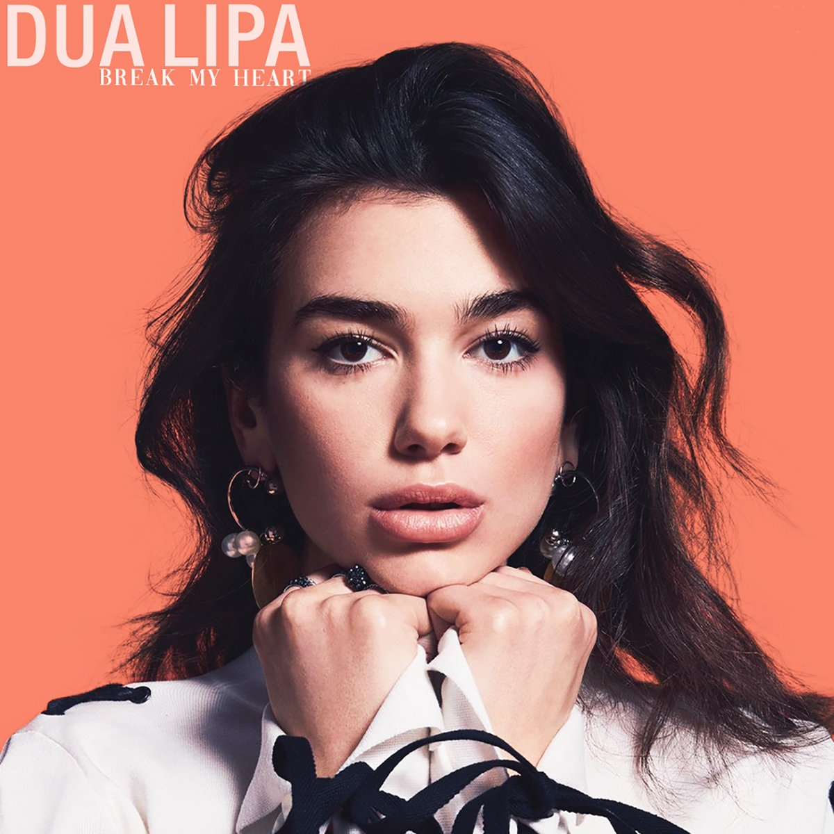 Dua Lipa puthet në publik me të dashurin e ri