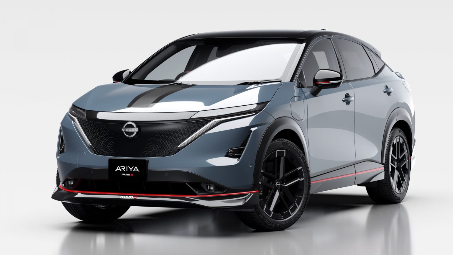 Nissan prezanton veturën me 429 kuaj fuqi