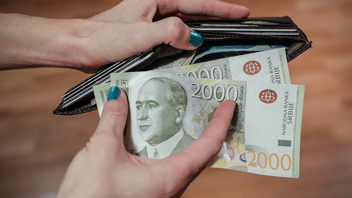 Dhoma e Tregtisë përshëndet vendimin e BQK-së për mospranimin e valutave të tjera përveç euros