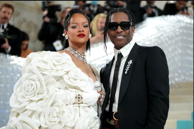 Pas Indisë, Rihanna shihet në Itali me ASAP Rockyn (Foto)