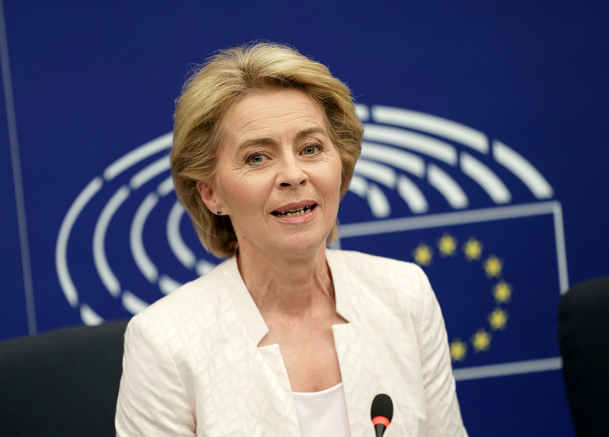 Von der Leyen konfirmon rekomandimin për nisjen e negociatave për anëtarësimin e Bosnjës