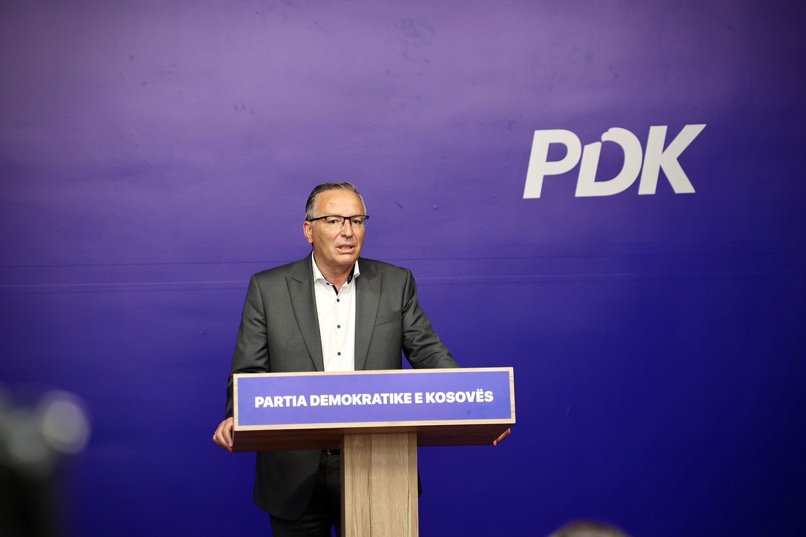 Bedri Hamza: PDK do të votojë pro marrëveshjeve ndërkombëtare