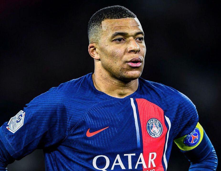 Mbappe shpallet futbollisti më i mirë në Francë