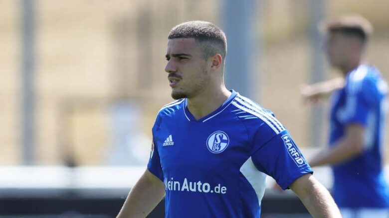 Idrizi largohet nga Schalke 04