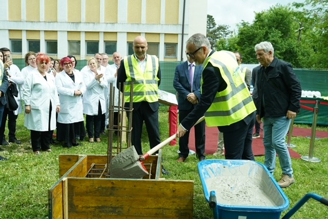 Vihet gurthemeli i Klinikës së Hematonkologjisë dhe Nefrologjisë