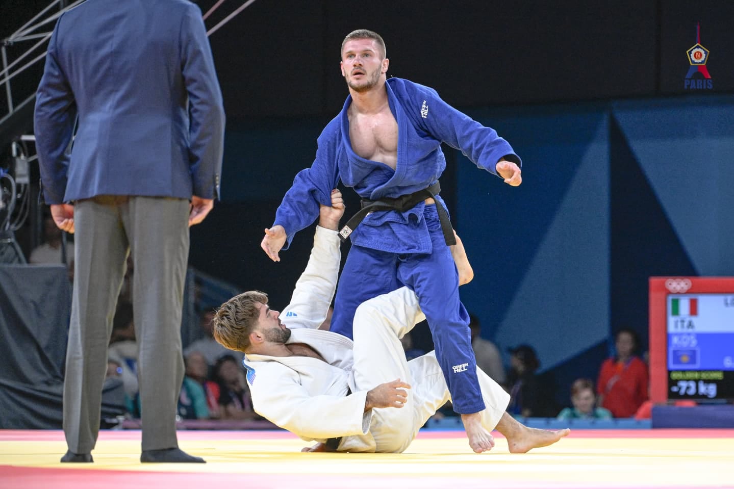 Akil Gjakova mposhtet në gjysmëfinale, lufton në repesazh për medaljen e bronztë