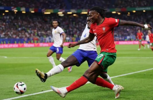 Penalltitë nderojnë Francën ndaj Portugalisë, Mbappe me shokë në gjysmëfinale të Evropianit