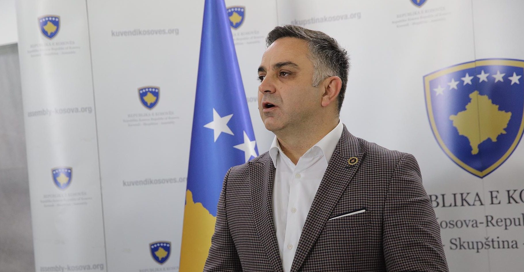 Tahiri: Kosova është në listë të zezë për ndërkombëtarët