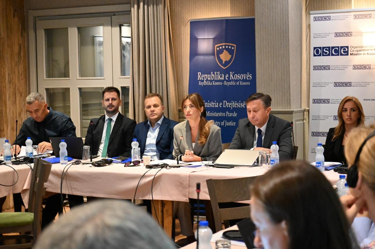 Mbahet punëtoria për finalizimin e projektligjeve për reformën në drejtësi