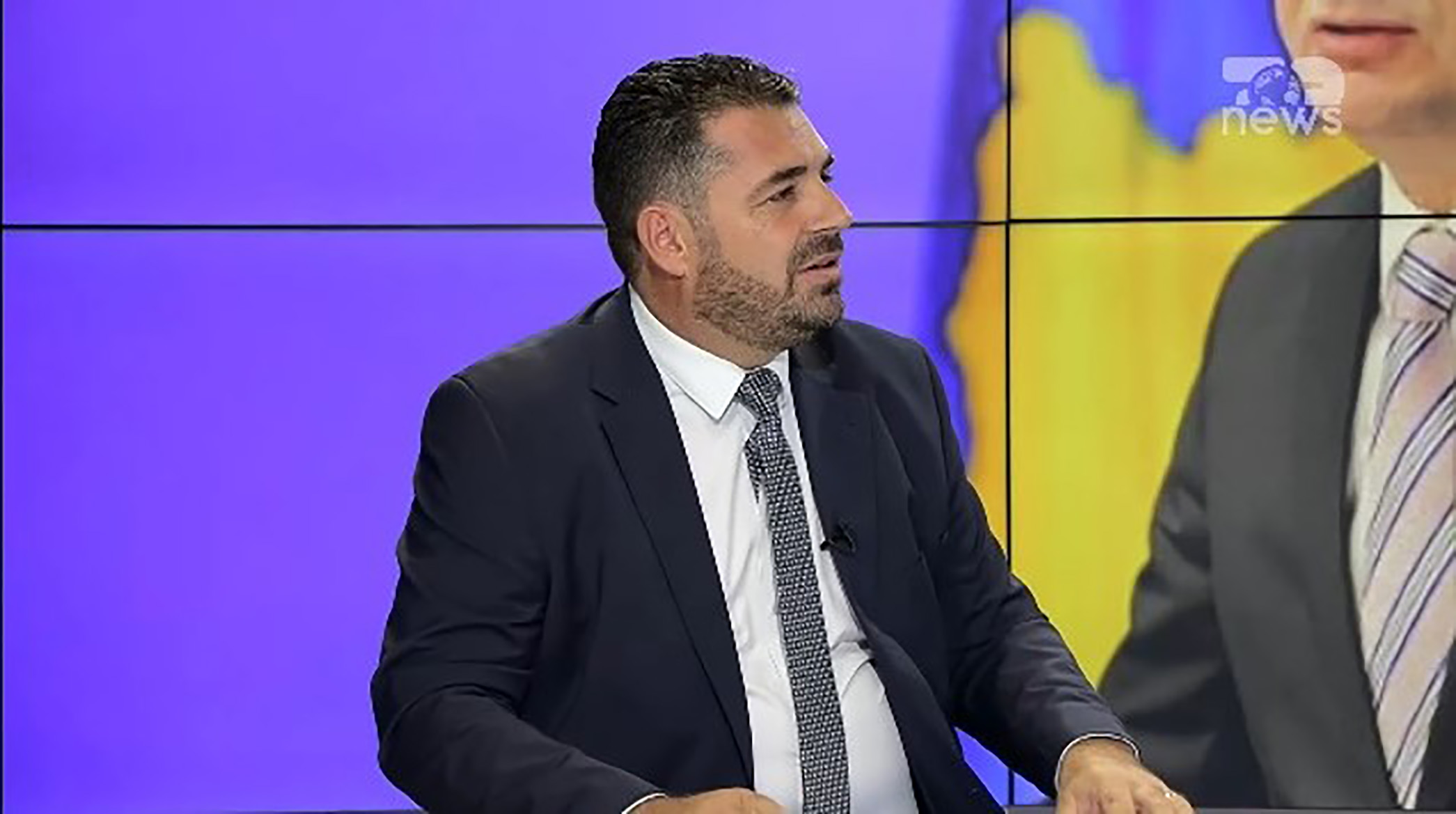 Ish-ministri Hasani: Osmani vetëm e ka vulosur atë çfarë ka thënë Albin Kurti