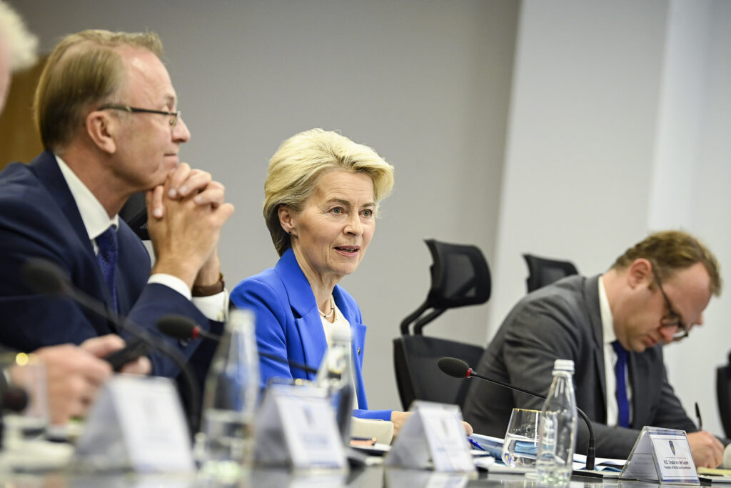 Von der Leyen: Duhet ende punë për heqjen e masave ndëshkuese ndaj Kosovës