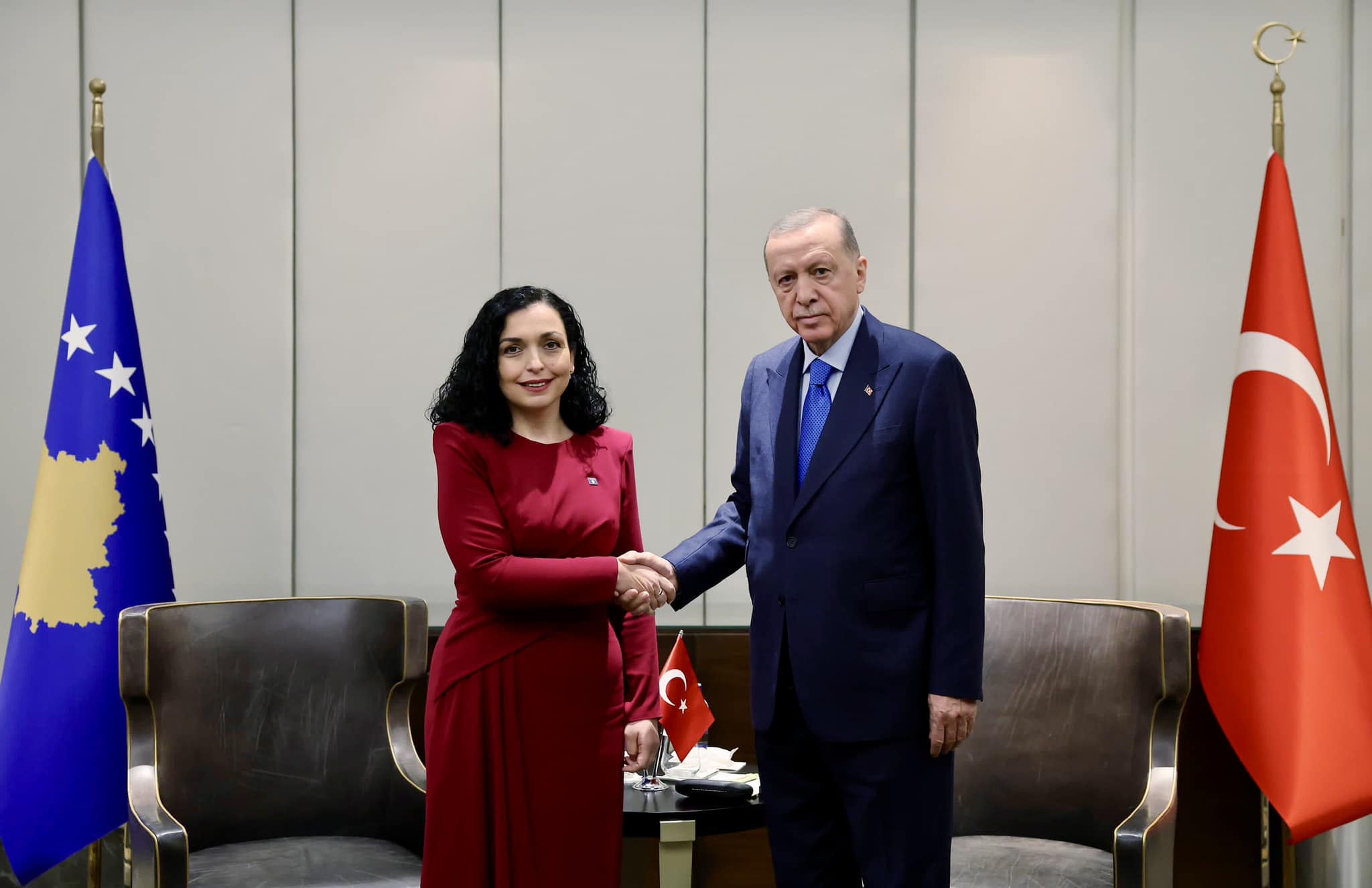 Osmani uron Erdoganin dhe popullin turk për Ditën e Republikës së Turqisë