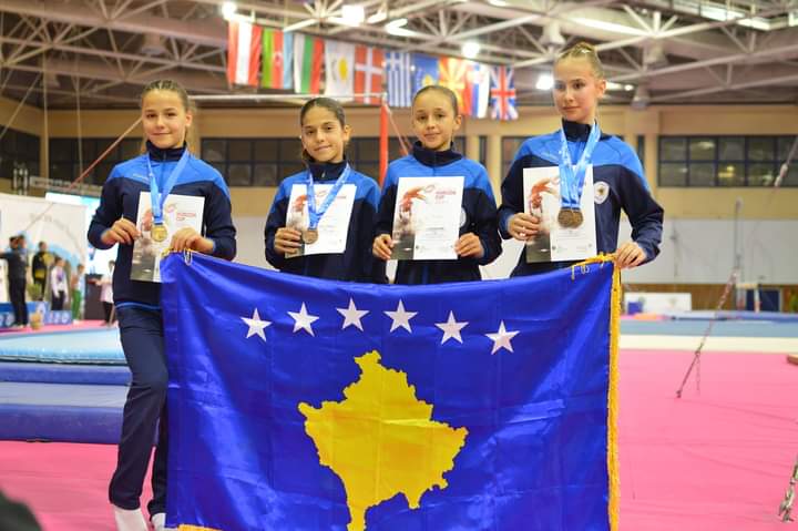 Emocione dhe krenari nga ceremonia e medaljeve të gjimnasteve tona në Horizon Cup në Greqi