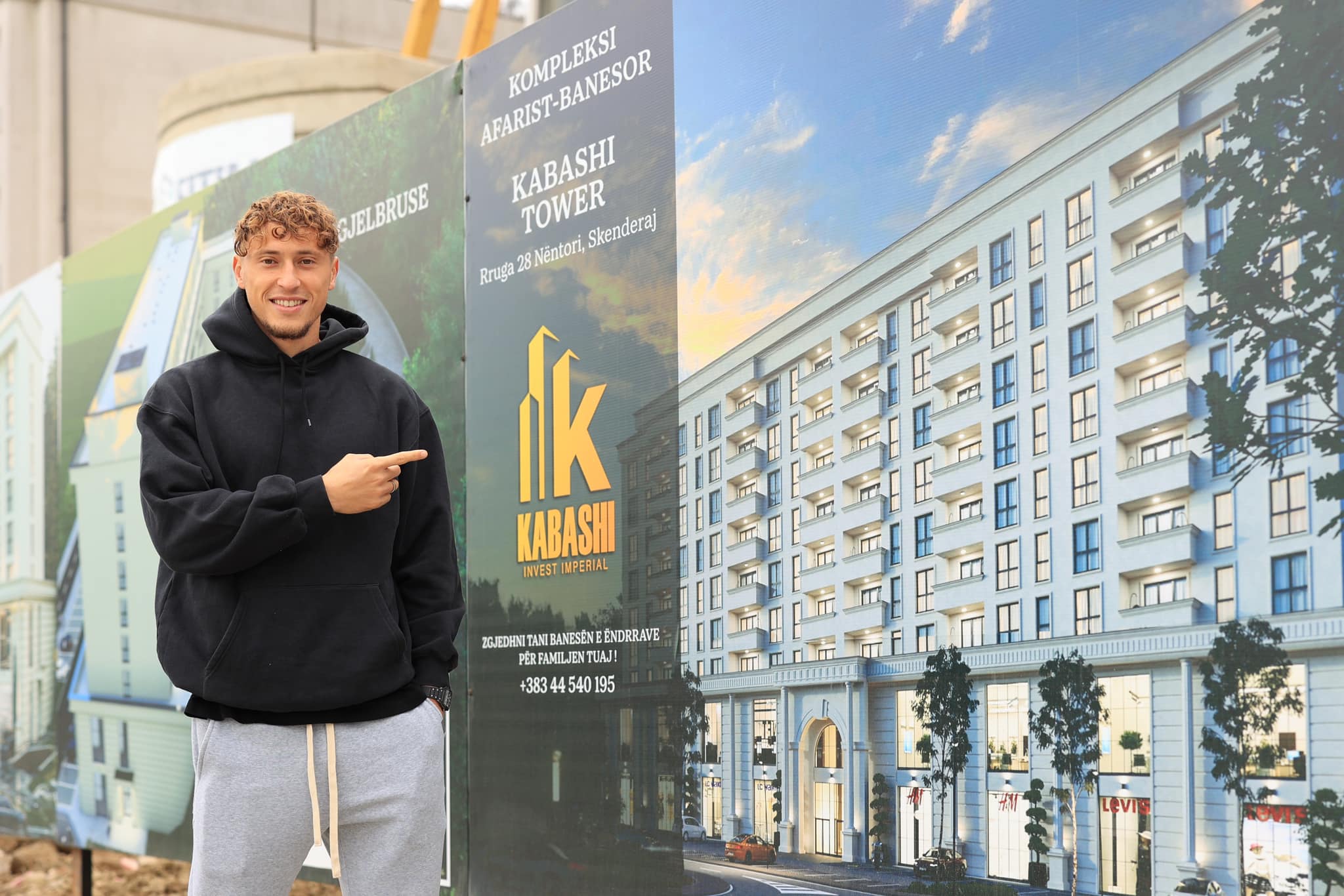 Mergim Vojvoda blen apartament në kompleksin banesor ‘Kabashi Invest Imperial’