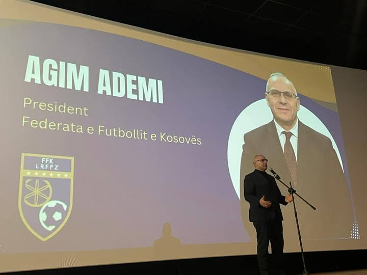 Presidenti Ademi në Prizren, në shpalljen e laureatëve të vitit, merr lëvdata edhe për punën e FFK-së