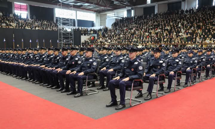 Kosovës i shtohen 462 policë të rinj