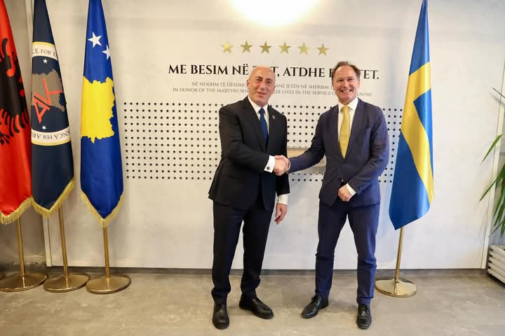 Haradinaj me ambasadorin e Suedisë flasin për zgjedhjet e 9 shkurtit 