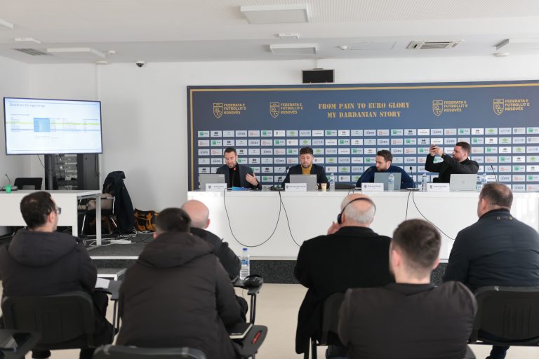 Mbahet seminari për licencimin e klubeve për garat evropiane me praninë e përfaqësuesve të UEFA-s