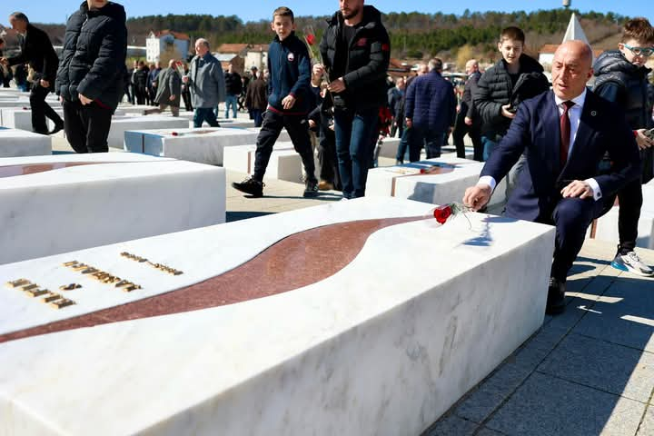 Haradinaj: Familja Jashari është zemër e qëndresës sonë