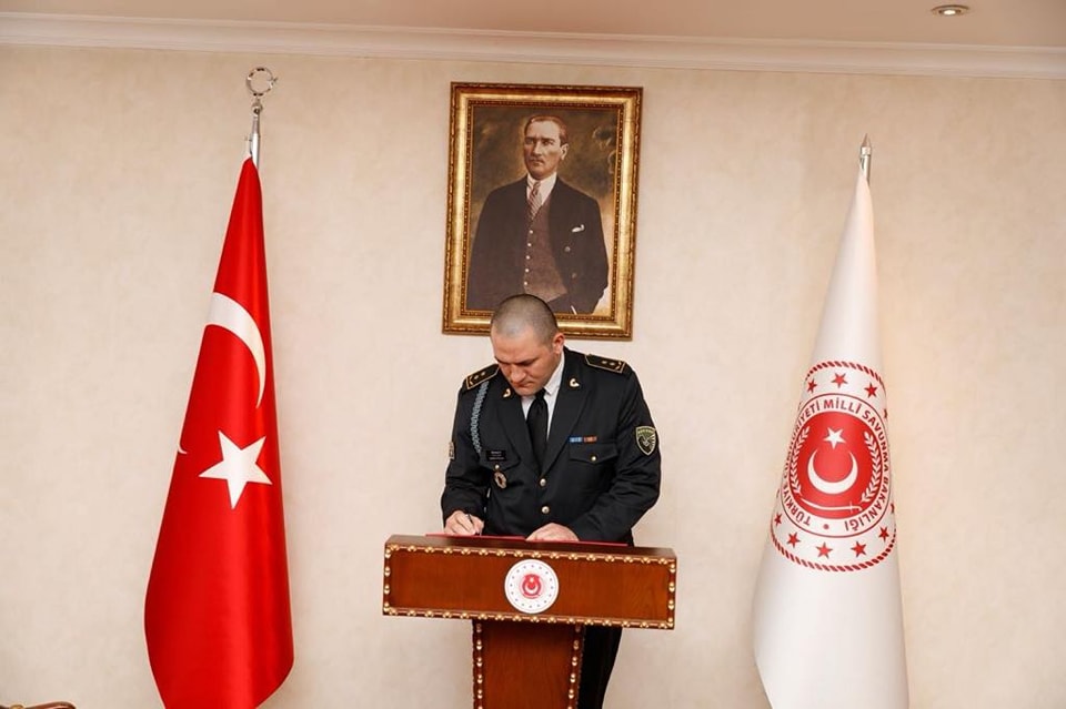 Akreditohet atasheu ushtarak i Kosovës në Turqi Akreditohet atasheu ushtarak i Kosovës në Turqi