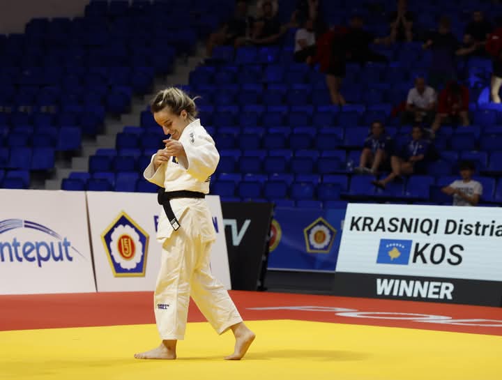 Distria Krasniqi shpallet kampione e Evropës në xhudo, fiton medaljen e artë në Podgoricë Distria Krasniqi shpallet kampione e Evropës në xhudo, fiton medaljen e artë në Podgoricë