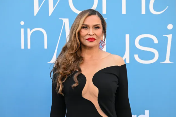 Nëna e Beyonce diagnostikohet me kancer në gji Nëna e Beyonce diagnostikohet me kancer në gji