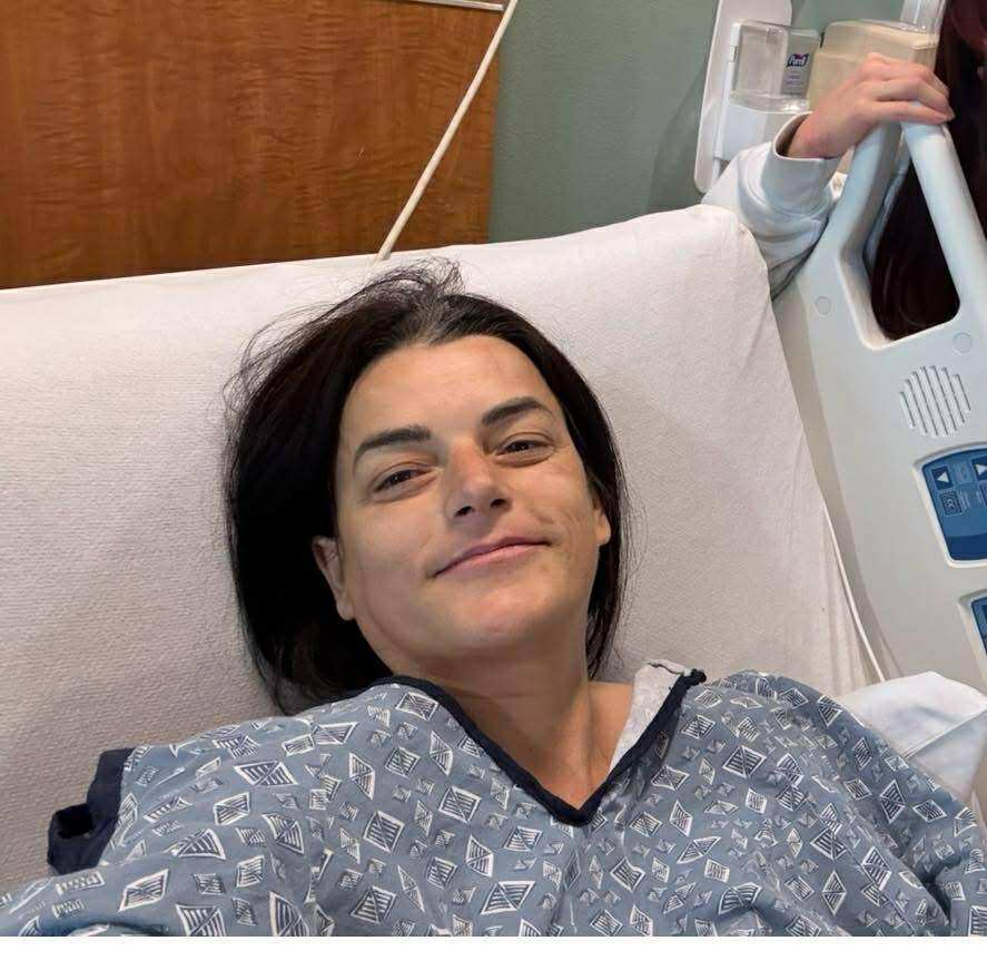 Vasfije Krasniqi diagnostikohet me tumor Vasfije Krasniqi diagnostikohet me tumor
