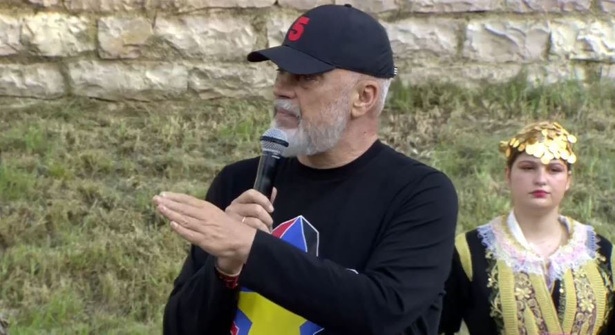 Rama: Do të paguajmë sigurimet për nënat e papuna me mbi tre fëmijë