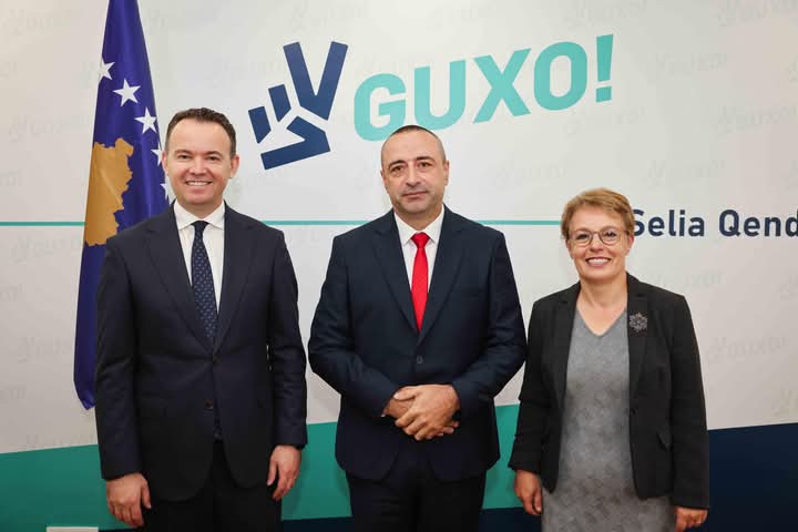 Avokati Gazmend Halilaj në Guxo Avokati Gazmend Halilaj në Guxo