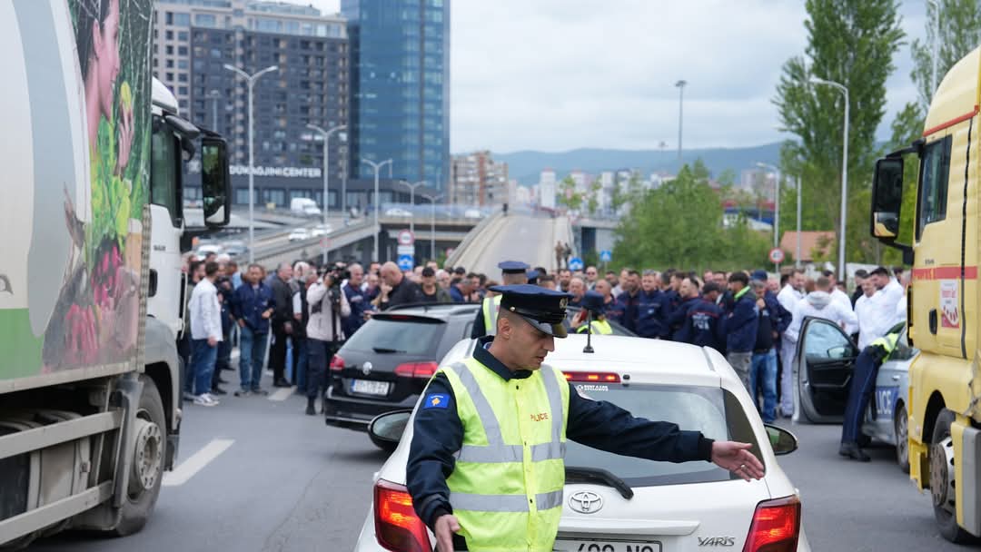 Bizneset protestojnë kundër liberalizimit të tregut të energjisë Bizneset protestojnë kundër liberalizimit të tregut të energjisë