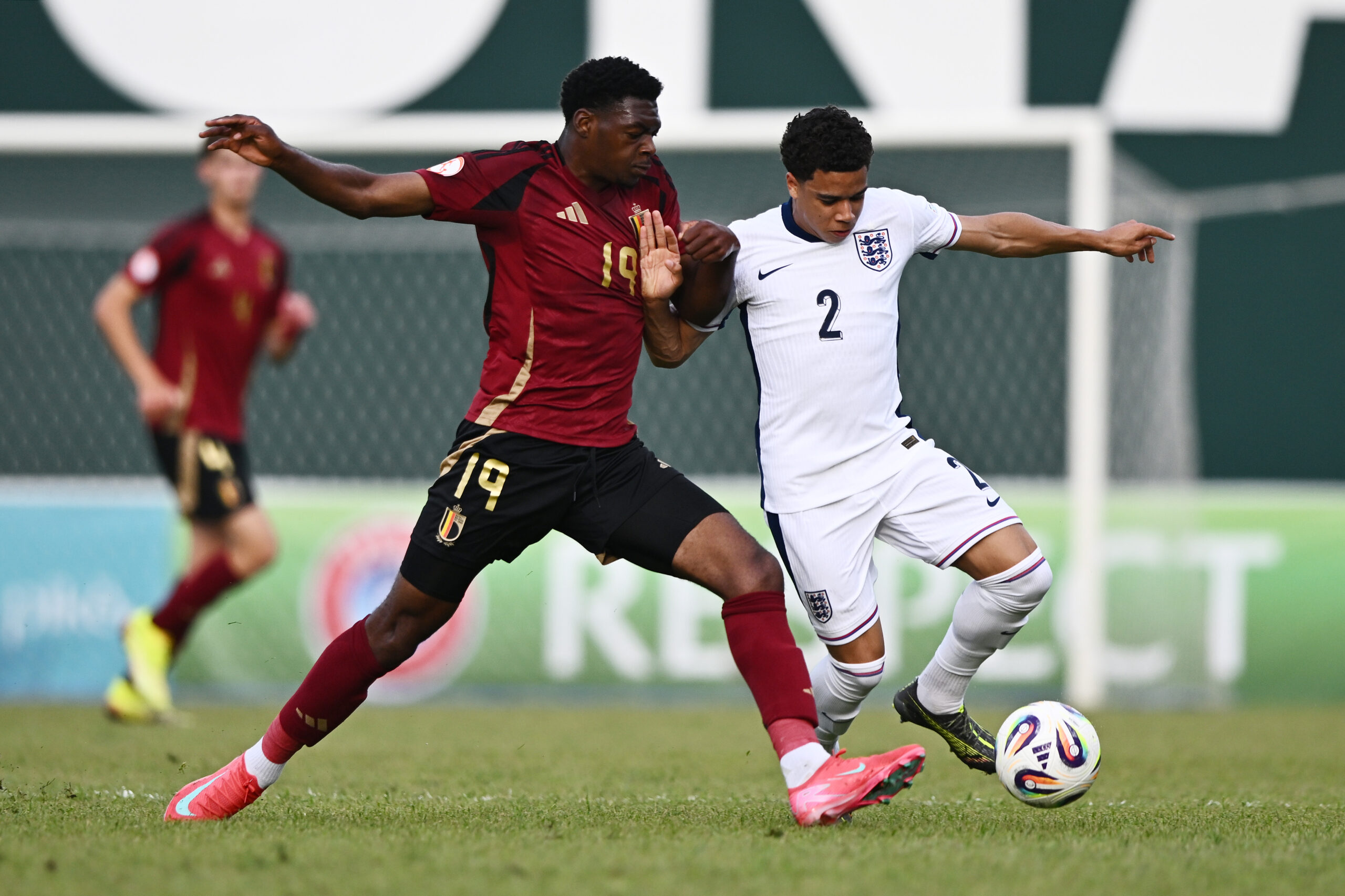 Euro U-17/ Luhet ndeshja e parë e Grupit B, Anglia barazon me Belgjikën Euro U-17/ Luhet ndeshja e parë e Grupit B, Anglia barazon me Belgjikën