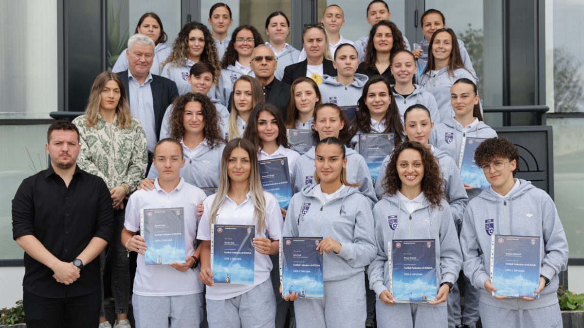 FFK shpërndan Licencat C për trajnere FFK shpërndan Licencat C për trajnere