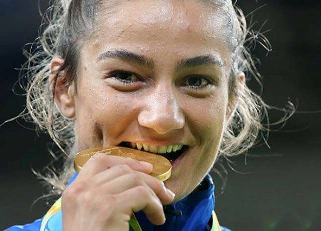 Urime ditëlindjen, kampionja jonë Majlinda Kelmendi Urime ditëlindjen, kampionja jonë Majlinda Kelmendi