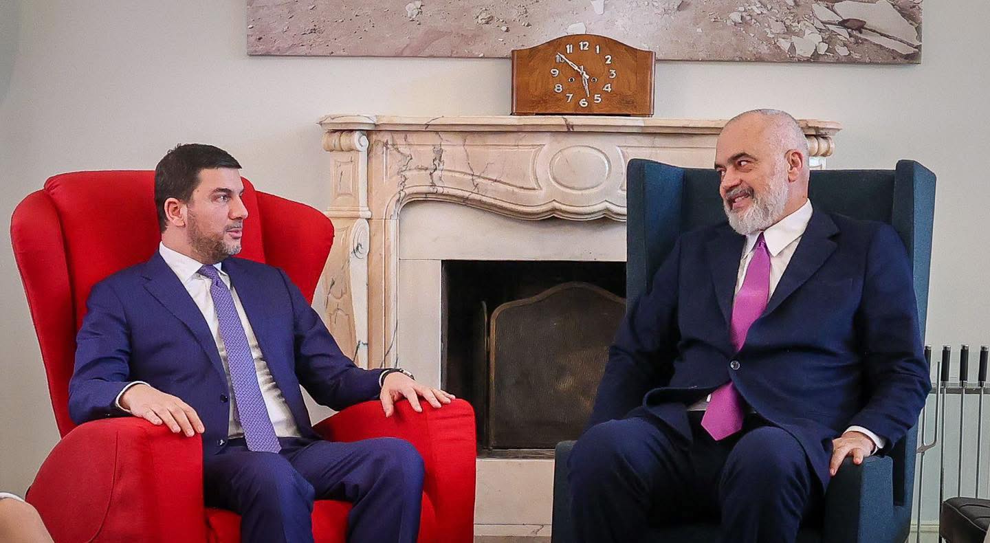 Krasniqi uron Ramën për fitore Krasniqi uron Ramën për fitore