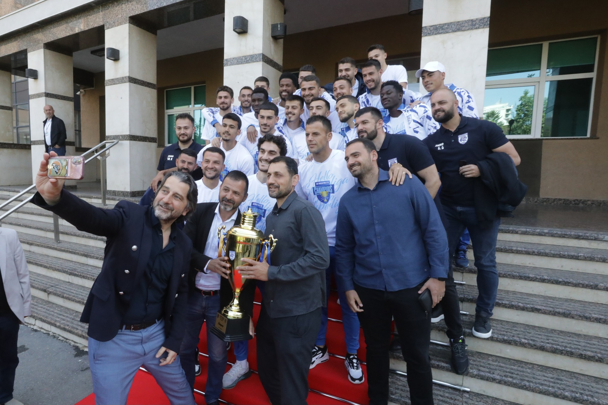 Rama pret në takim kampionët e “Prishtina e Re” Rama pret në takim kampionët e “Prishtina e Re”