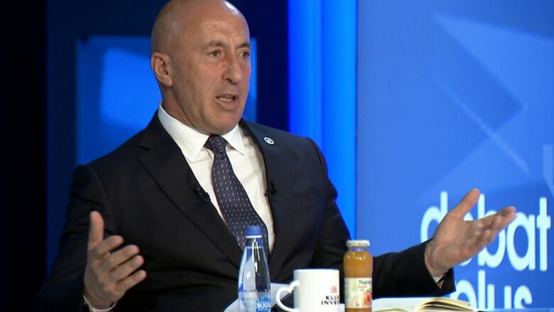 Haradinaj: Vota e fshehtë s’e zgjidh bllokadën, presidentja të nisë konsultime me partitë Haradinaj: Vota e fshehtë s’e zgjidh bllokadën, presidentja të nisë konsultime me partitë