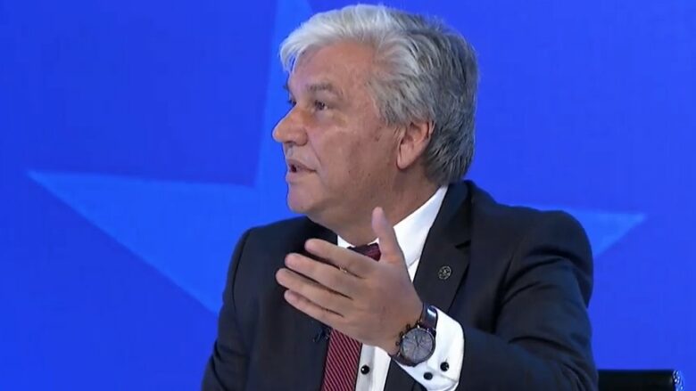 Kryeziu: Deputetët në përgjithësi kanë shkelur Kushtetutën Kryeziu: Deputetët në përgjithësi kanë shkelur Kushtetutën