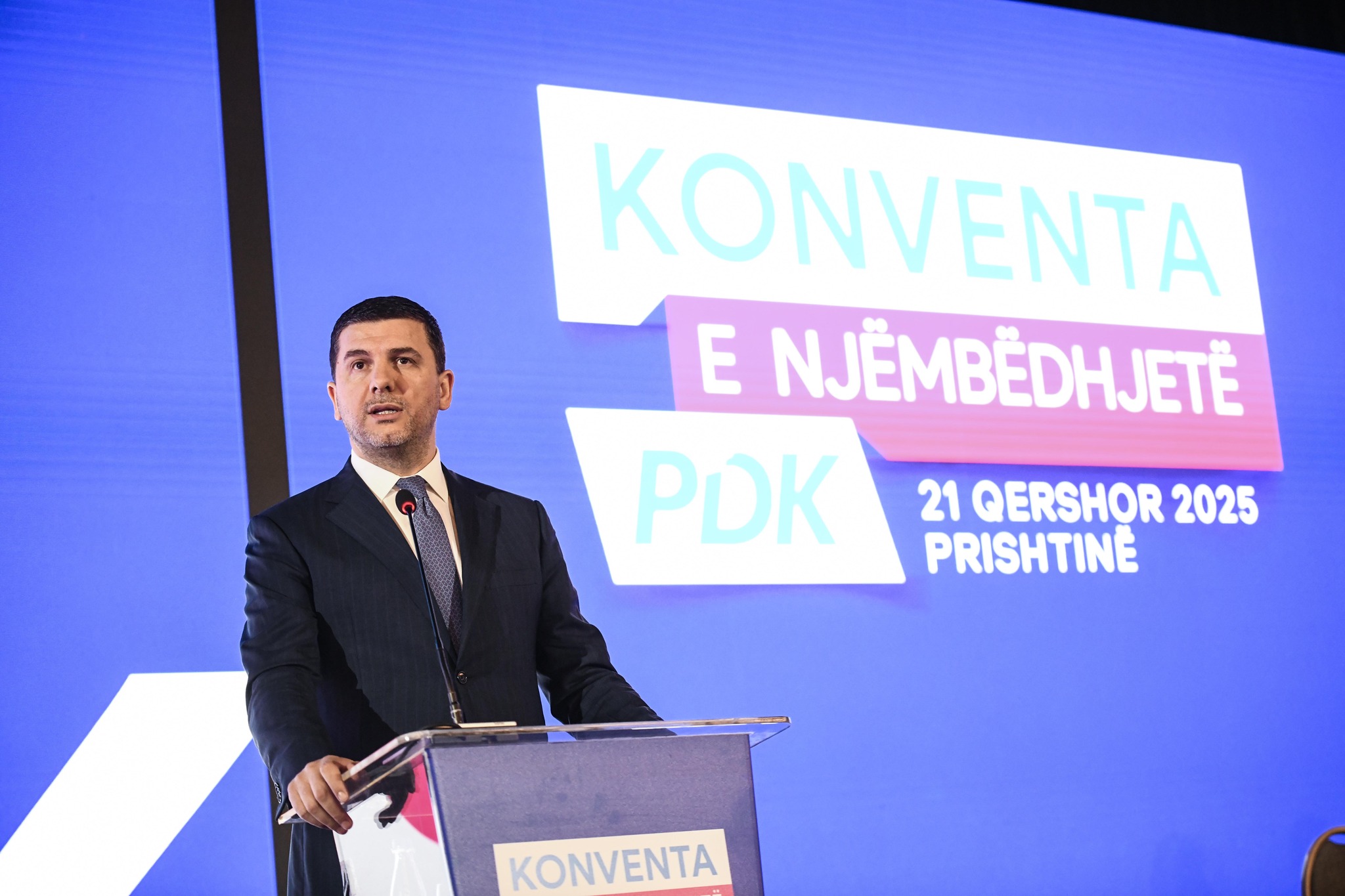 ALDE uron Memli Krasniqin për rizgjedhjen kryetar i PDK-së ALDE uron Memli Krasniqin për rizgjedhjen kryetar i PDK-së