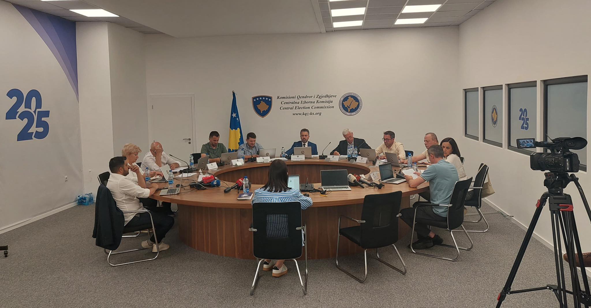 KQZ-ja merr vendim për emërimin e 216 anëtarëve të KKZ-së në 38 komuna KQZ-ja merr vendim për emërimin e 216 anëtarëve të KKZ-së në 38 komuna