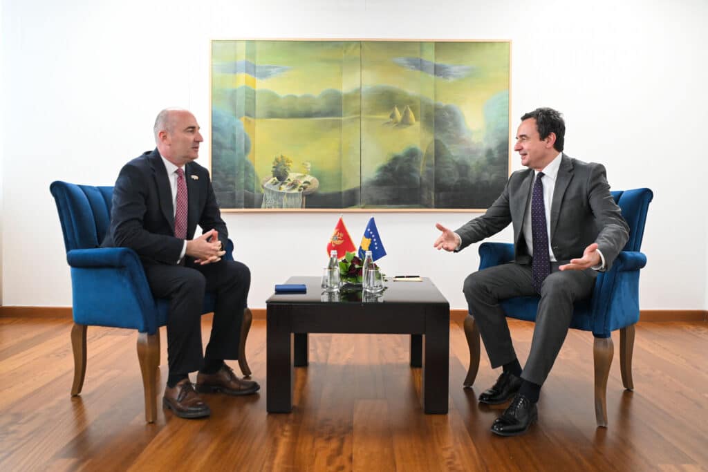 Kurti takon ambasadorin Çobaj e Malaj, temë diskutimi forcimi i raporteve Kurti takon ambasadorin Çobaj e Malaj, temë diskutimi forcimi i raporteve