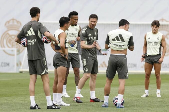 Debuton ndaj Al Hilal, Alonso “ndez” Realin: Dua Botërorin për Klube Debuton ndaj Al Hilal, Alonso “ndez” Realin: Dua Botërorin për Klube